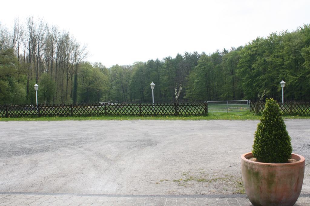 Hotel Am Siebenpfennigsknapp Luenen Luaran gambar